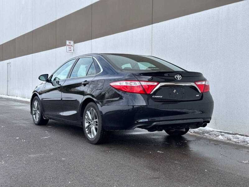 2017 Toyota Camry SE