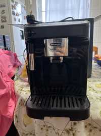 Maquina cafe Delonghi Magnifica Evo(Garantia ate 2025)