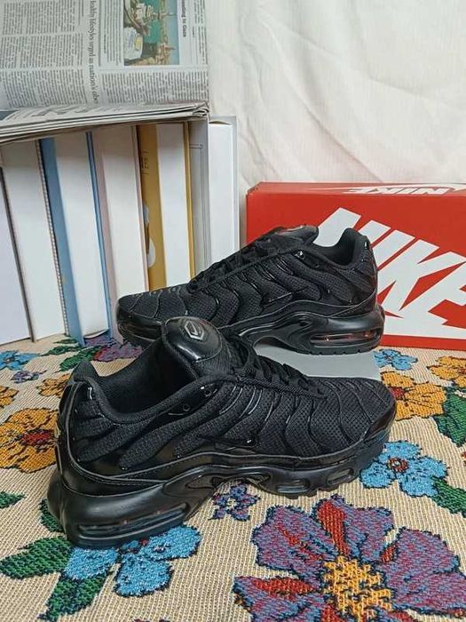 Buty Trampk Nike Air Max TN Plus Black R.43