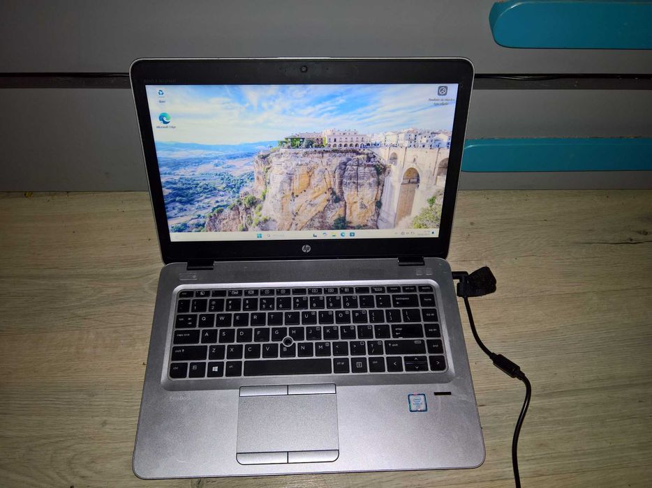 HP Elitebook 830 G3 i7/16GB/128GB Nowa Bateria, Zasilacz