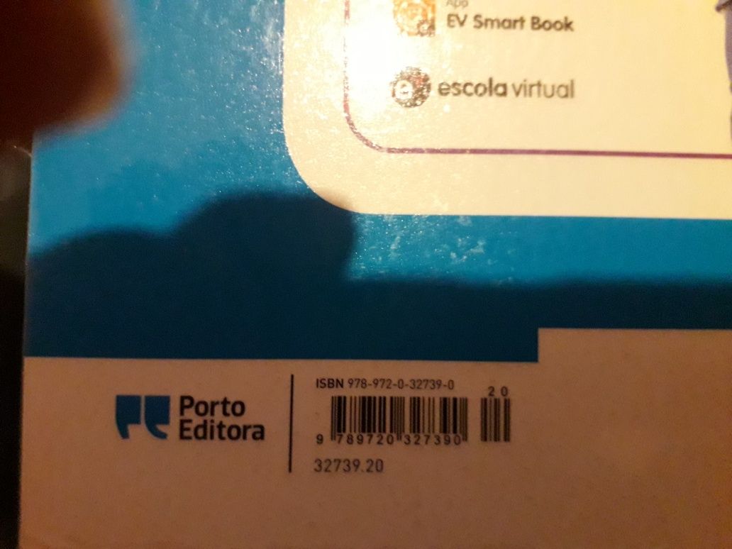 Novo espaço 8 - caderno prático de matemática do 8°ano