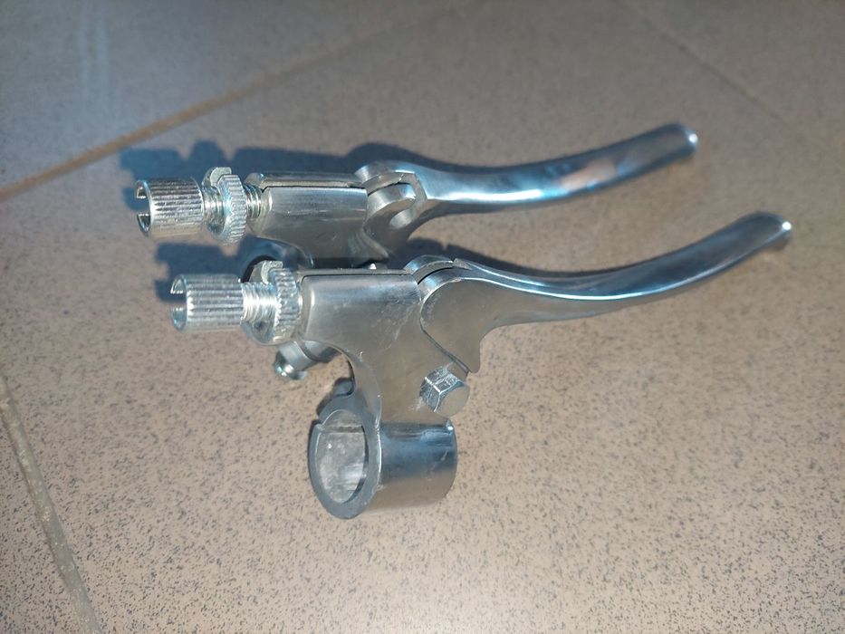 Nowe polskie manetki klamki sprzeglo gaz wsk 125 175 b3 wfm