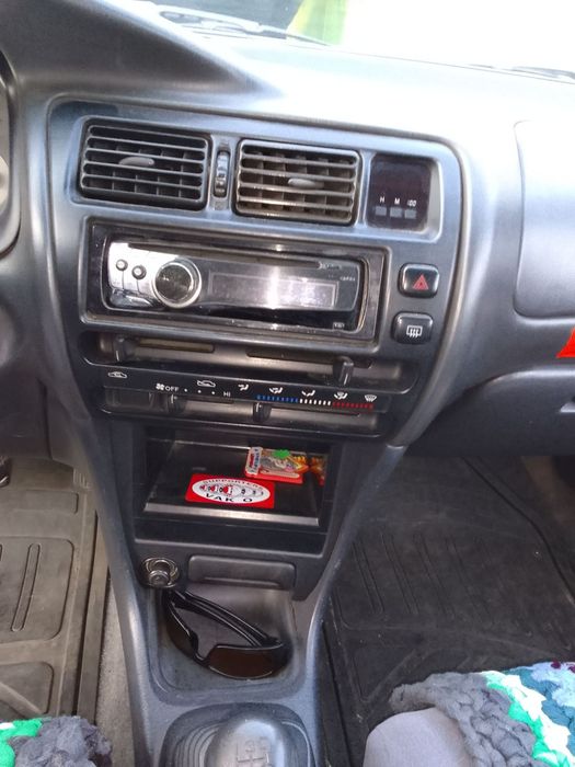 Авто  Toyota Тойота Королла