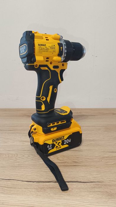 Wkrętarka akumulatorowa DeWalt DCD805 20V z akumulatorem i ładowarką