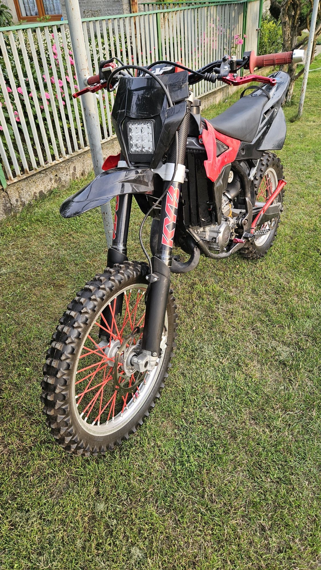 Husqvarna  wr 150  cr 125