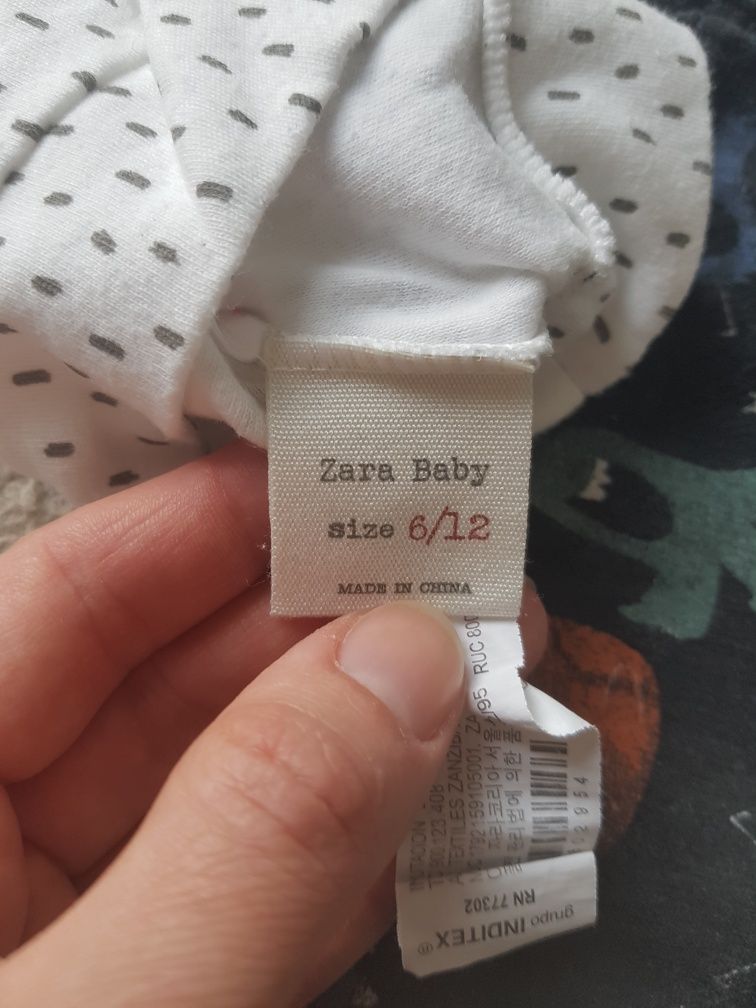 Spodnie Zara rozm 80 +body,czapeczki