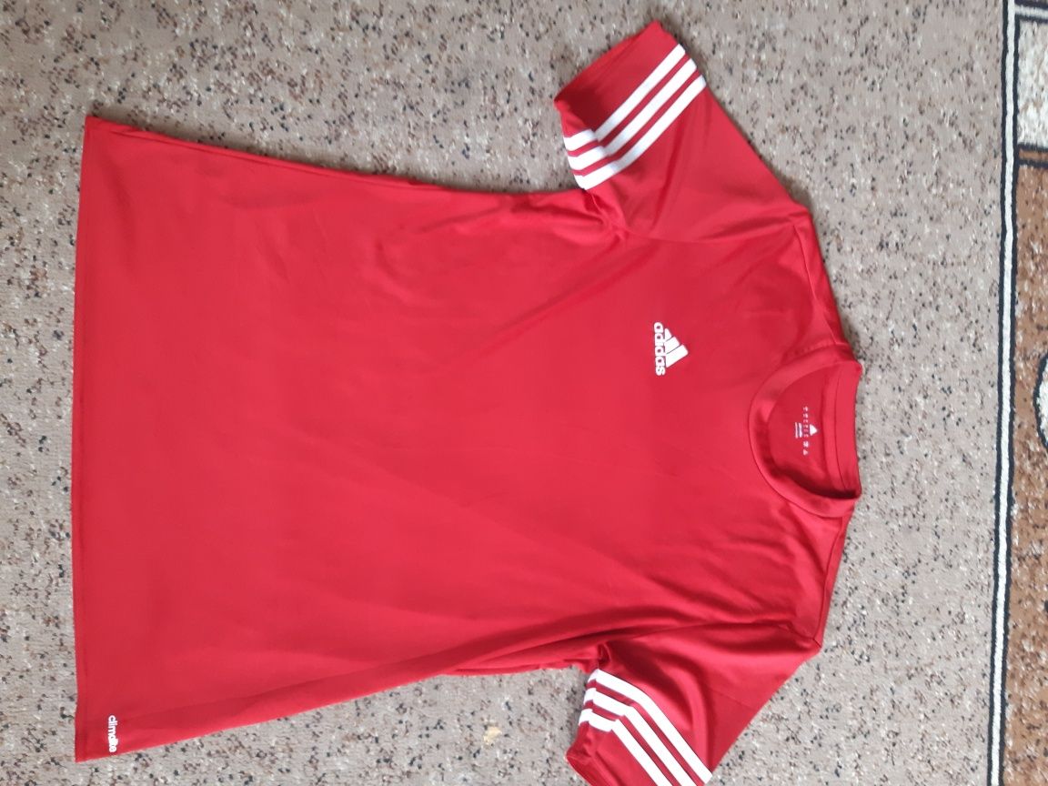 Фудболка Adidas адідас L