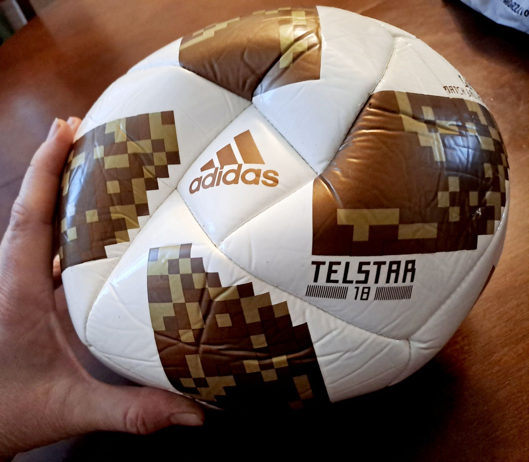 Piłka nożna Adidas Telstar 2018 Glider CE8099