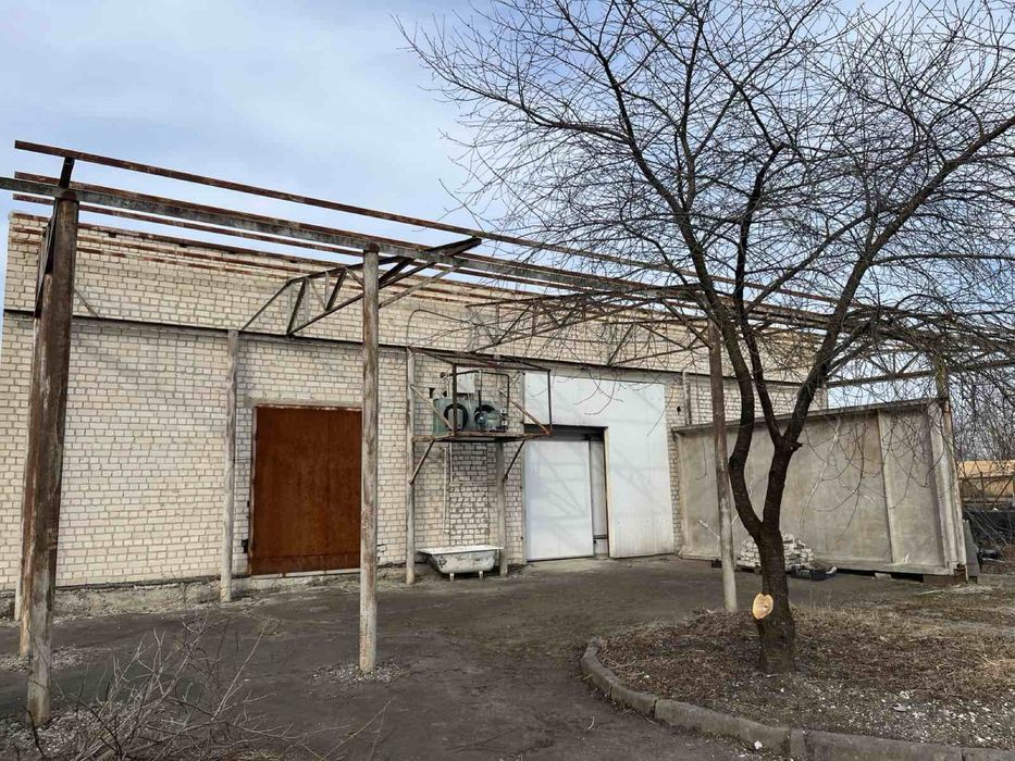 Складське приміщення (склад-холодильник)