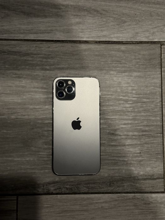 Vendo Iphone 12 Pro ( LER BEM A DESCRIÇAO !!! )