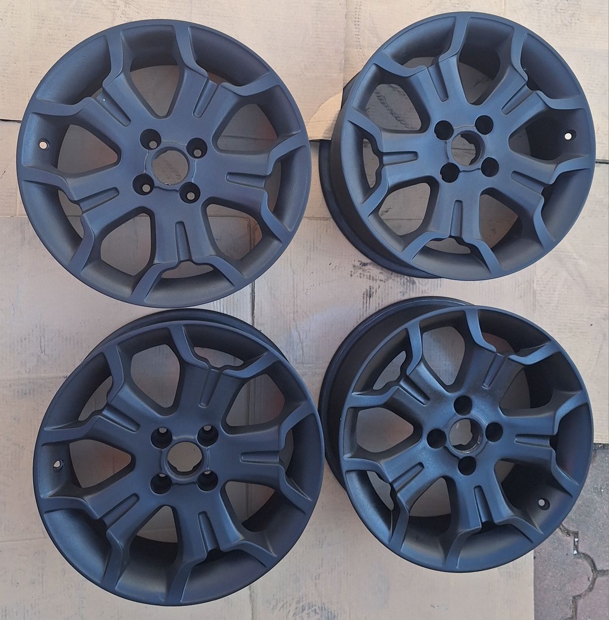 Felgi 4x108 R17 citroen ds3 peugeot 308 508