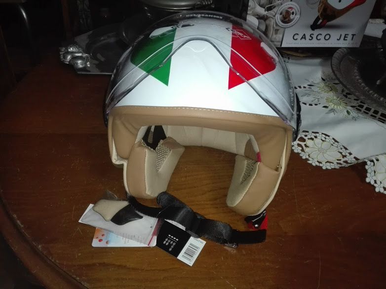 vende-se Capacete novo