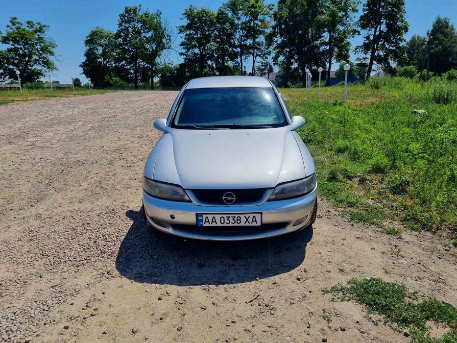 Опель вектра б..