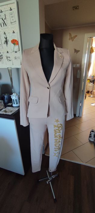 Garnitur damski  beżowy Tatu