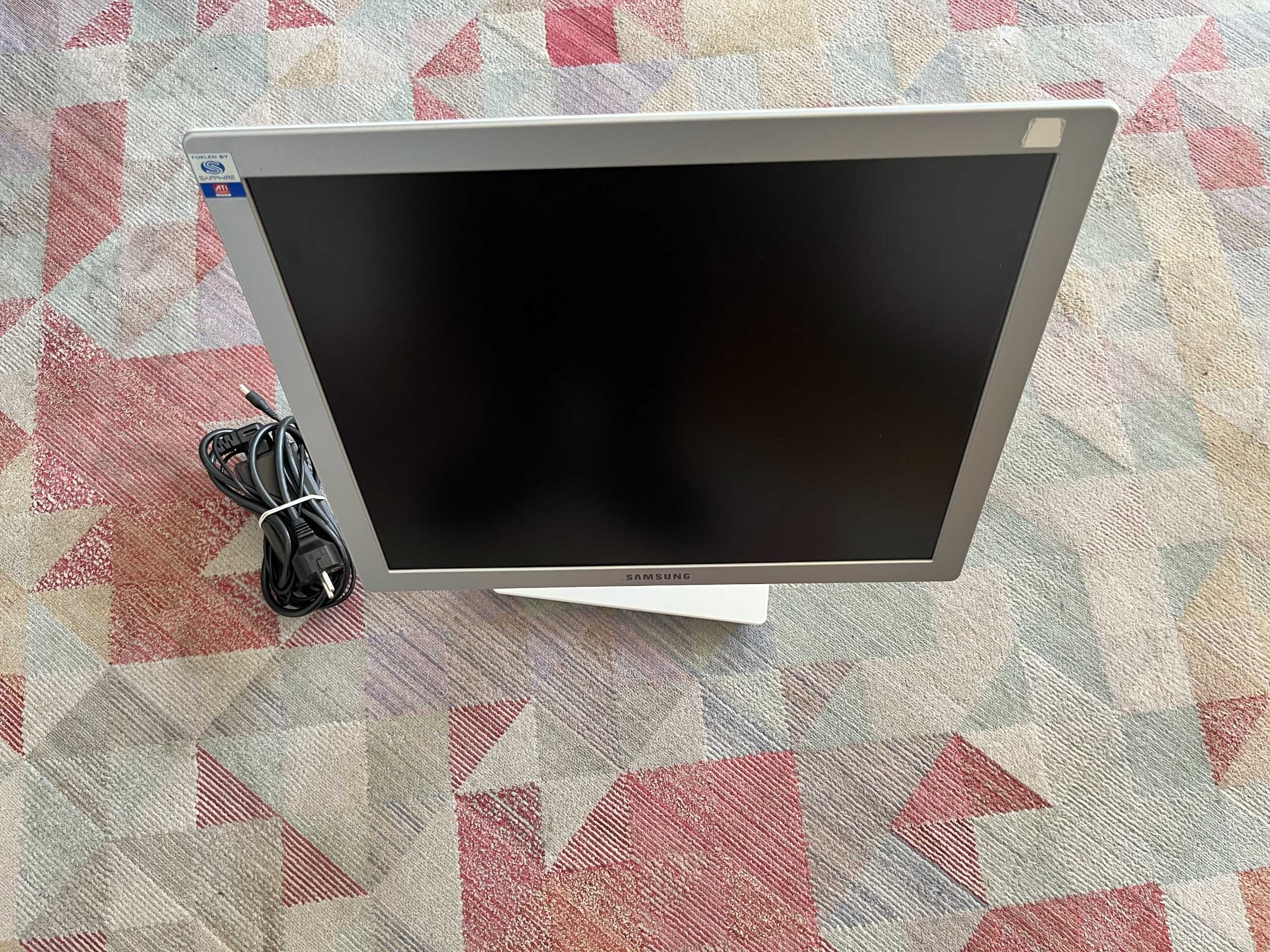 Monitor Samsung Syncmaster 970p 19 cali