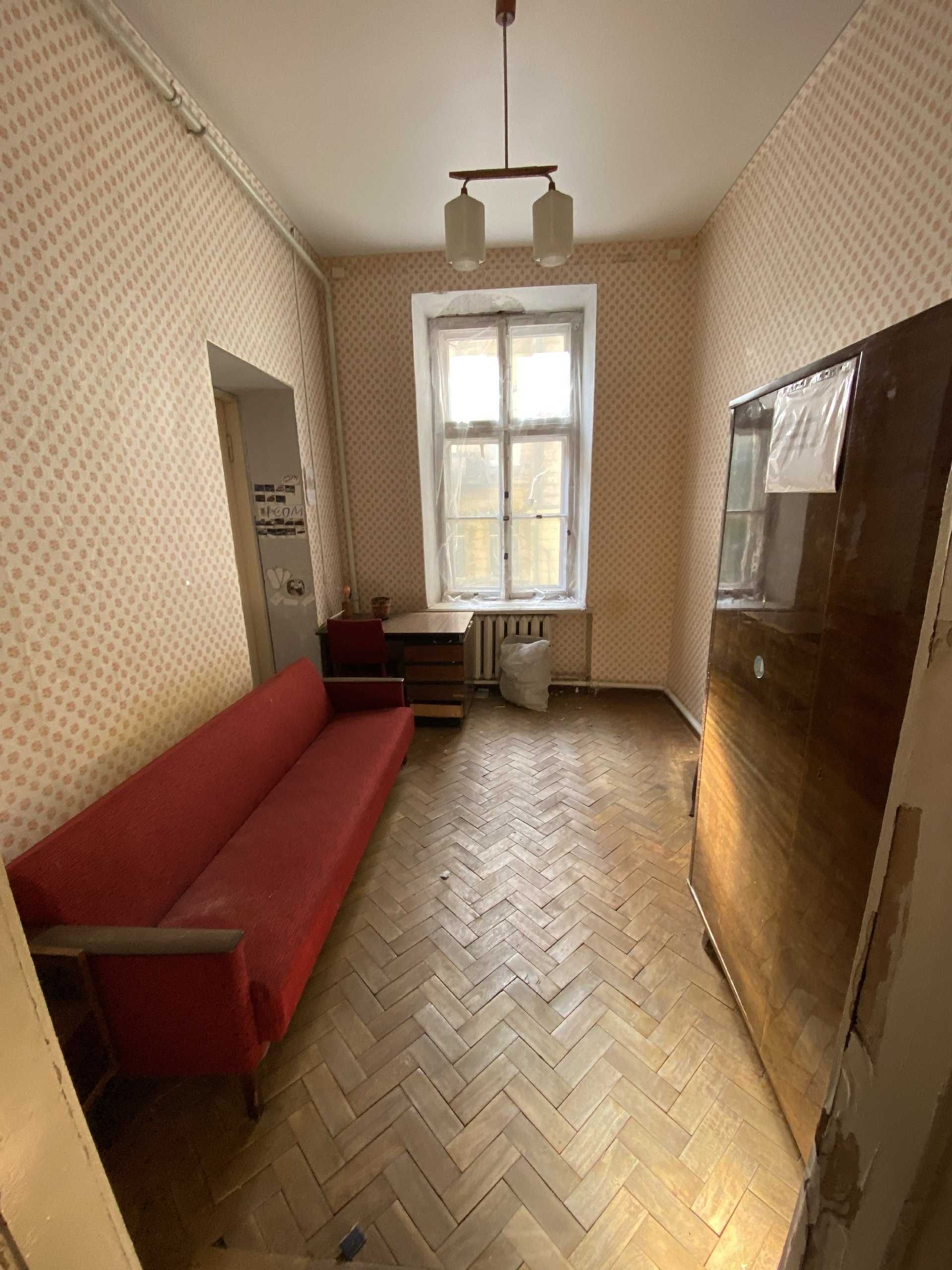 Продам 2 ком квартиру в Центре