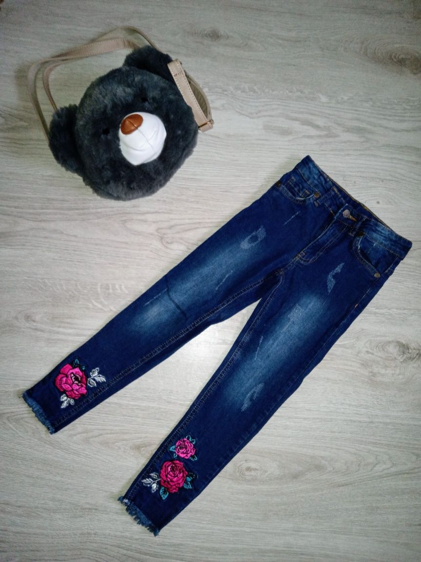 Rurki jeansy hafty r 122