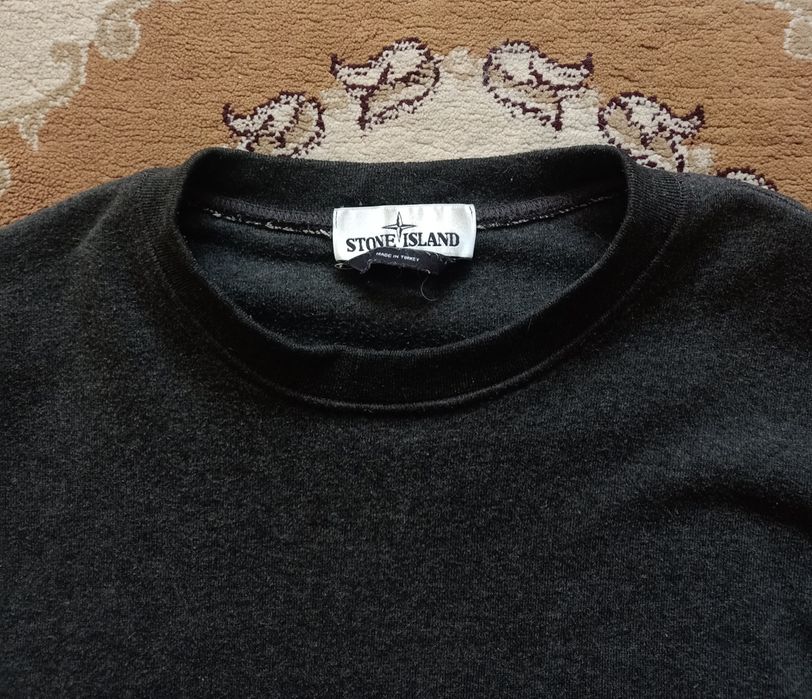 Продам кофту stone island
