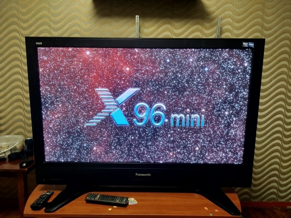 Продам телевизор Панасоник