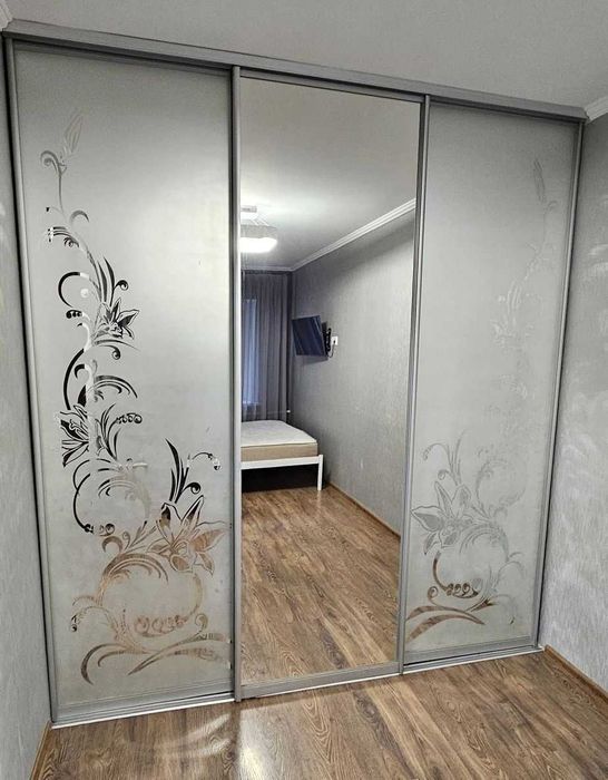 Сдам 2-х комнатную квартиру на ул. Независимости 30