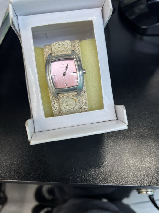 США! Годинник жіночий женские часы fossil кожа оригинал