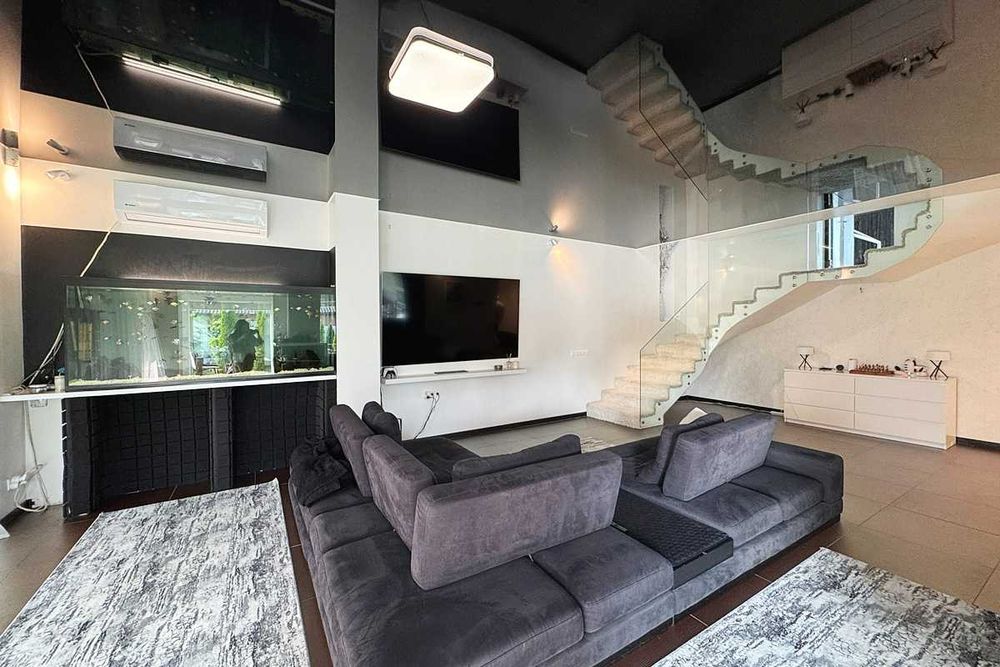 Будинок з ремонтом в стилі Хай-Тек!Мінімальне оформлення!Газ!Телефонуй