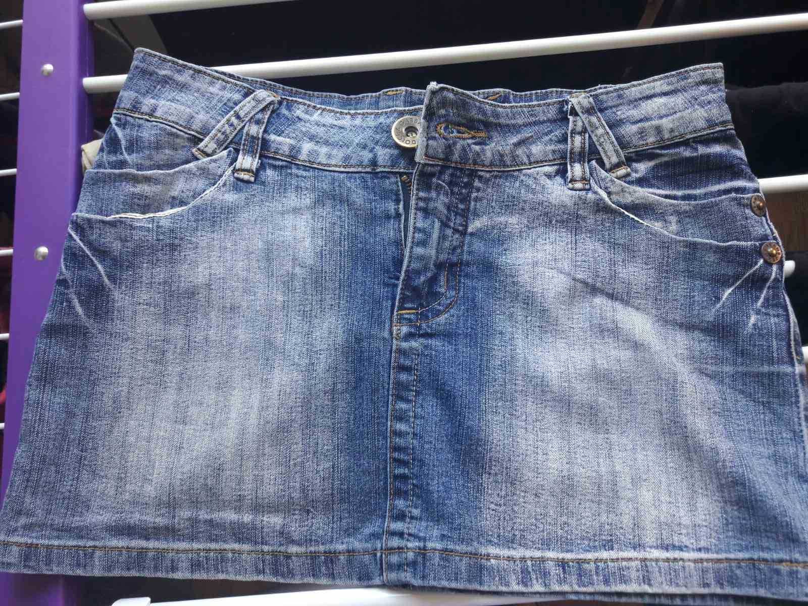Продам женская  джинсовая юбка. Размер 27. Новая