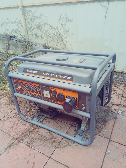 Продам генератор 5500