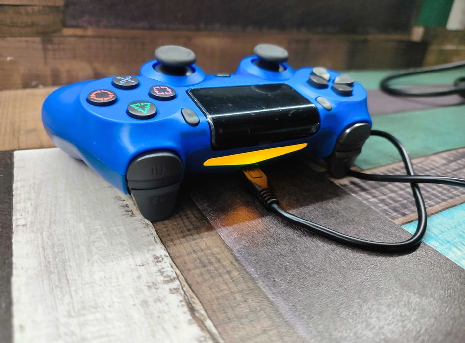 Геймпад для ігрових пристроїв джойстик бездротовий dualshock 4 v2  ps4