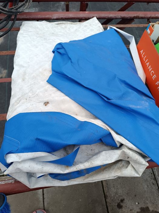 Basen Stelażowy Kompletny Zestaw + Pompa Filtracyjna INTEXT