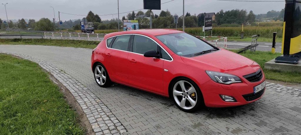 Astra 1.6t z gazem