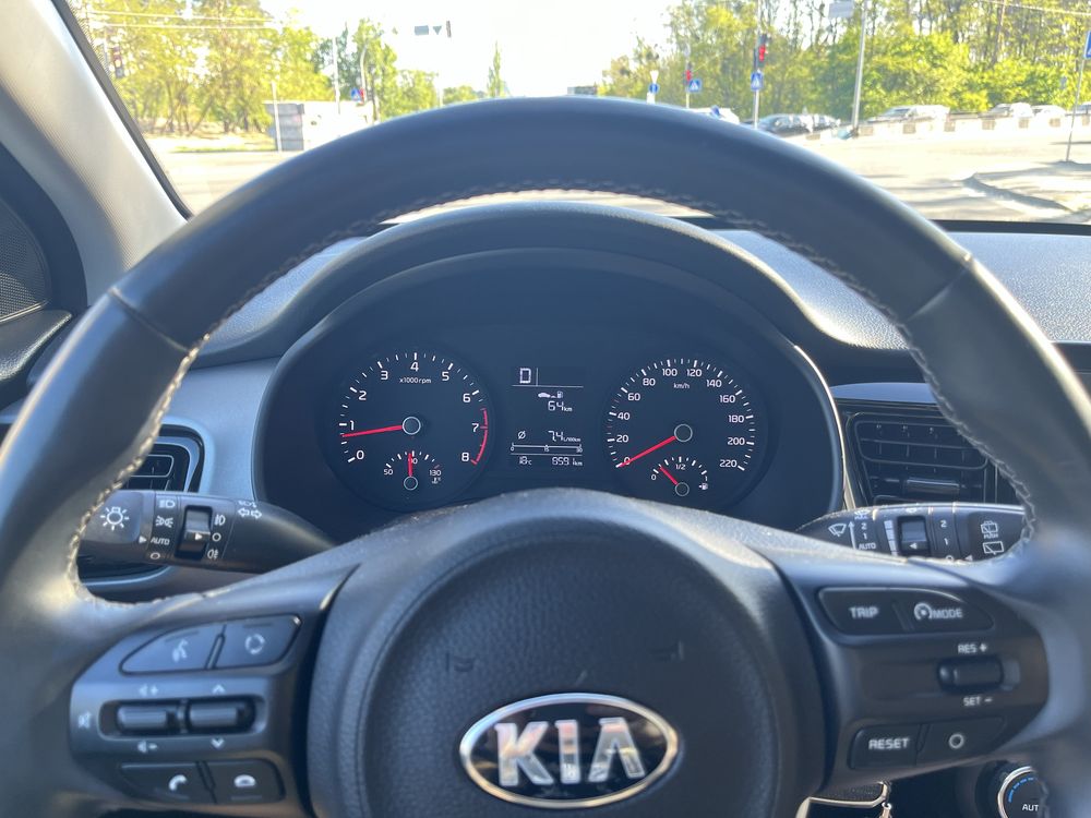 Продам Kia Stonic 2020