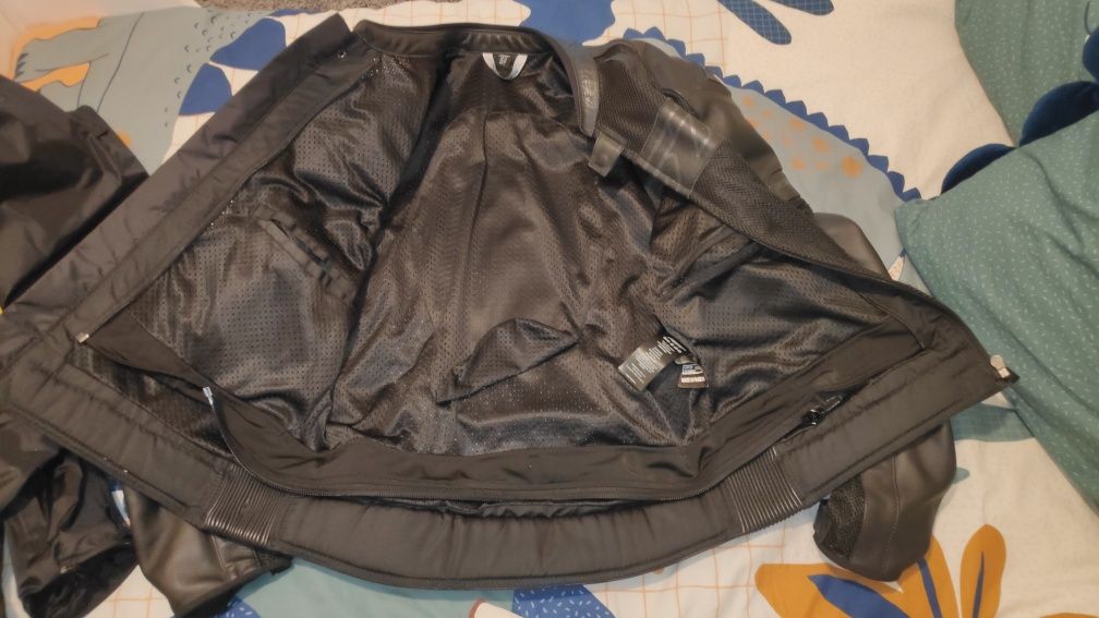 VENDO Blusão RST TracTech Evo4 leather preto