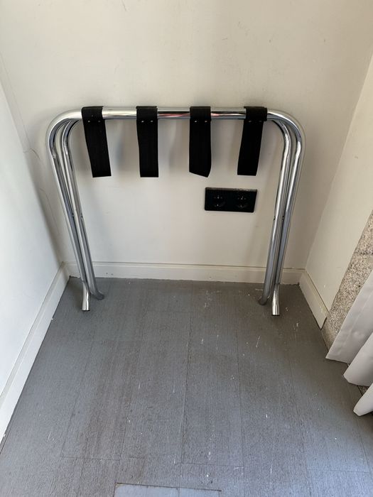 Suportes de mala ou maleteiros