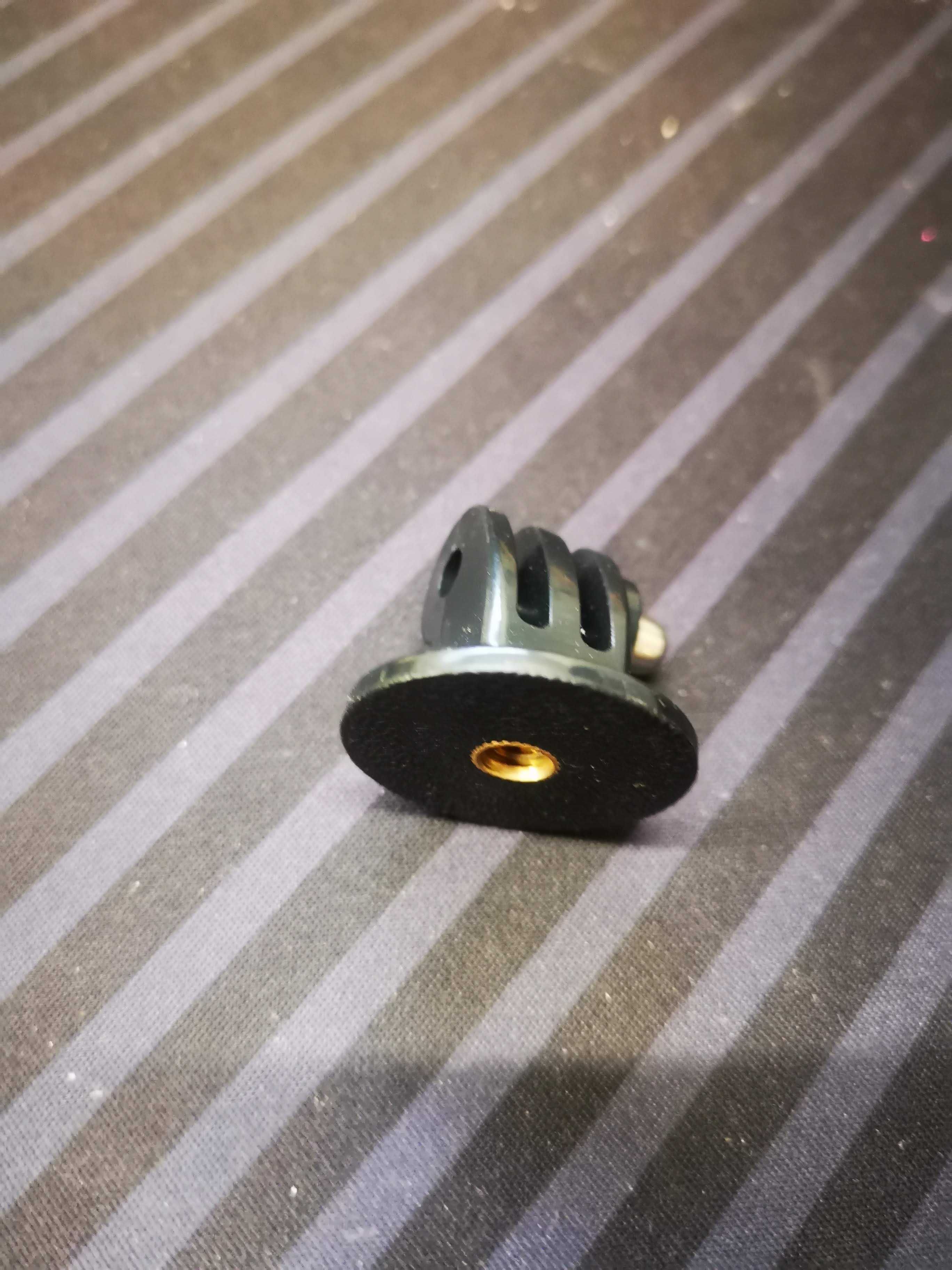 Suporte com aperto câmara ação