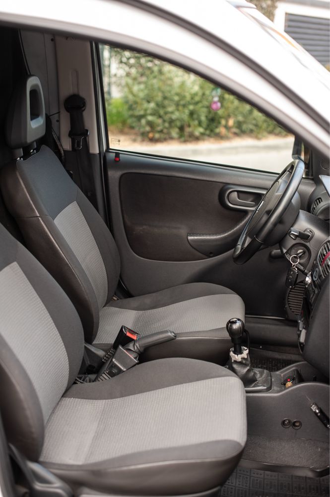 Opel Combo 1.3 CDTI 2008 rok