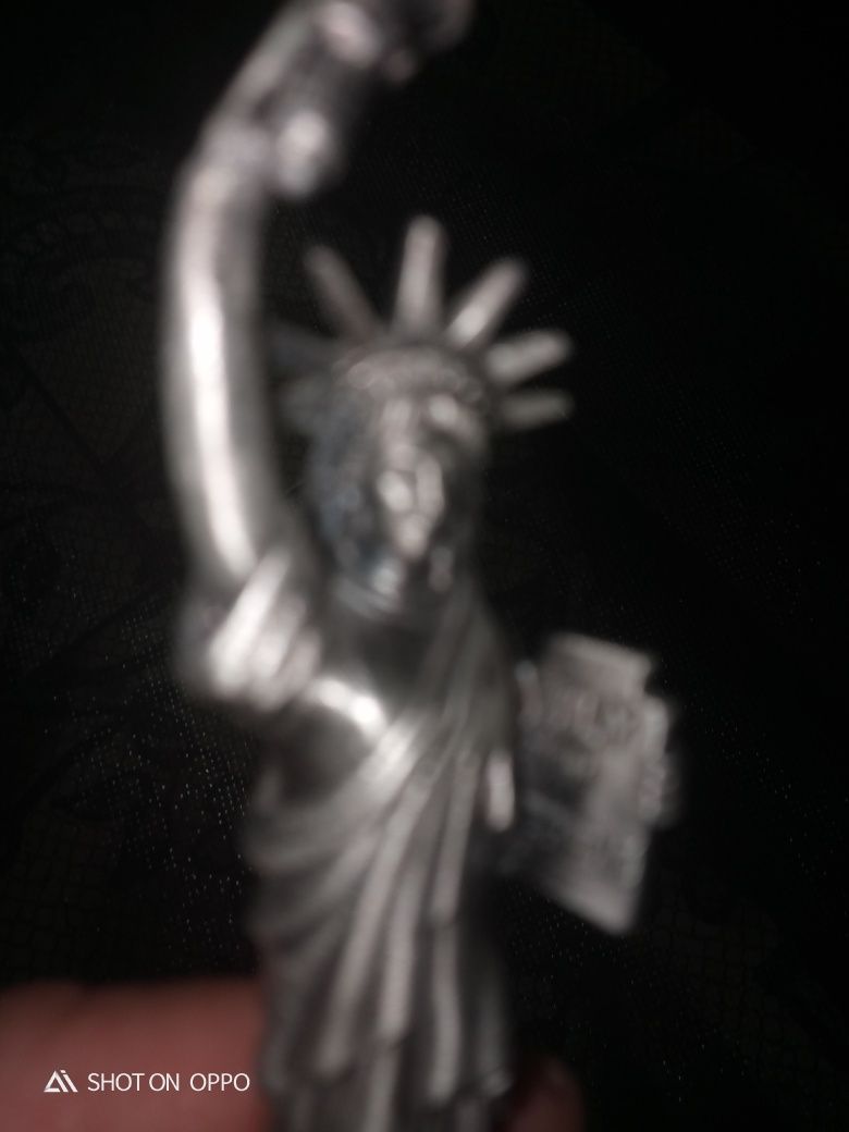 Статуэтка статуя свободы