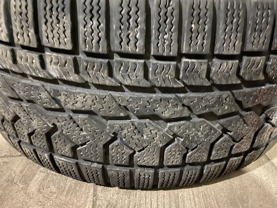 275 40 20 kumho комплект зима протектор 2 шт 70% 2 шт 90%