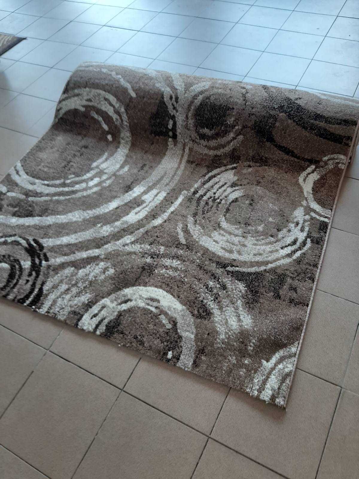 продам 2 ковра, новые, размер 150×200,пр.Турция.ц.2900гр.