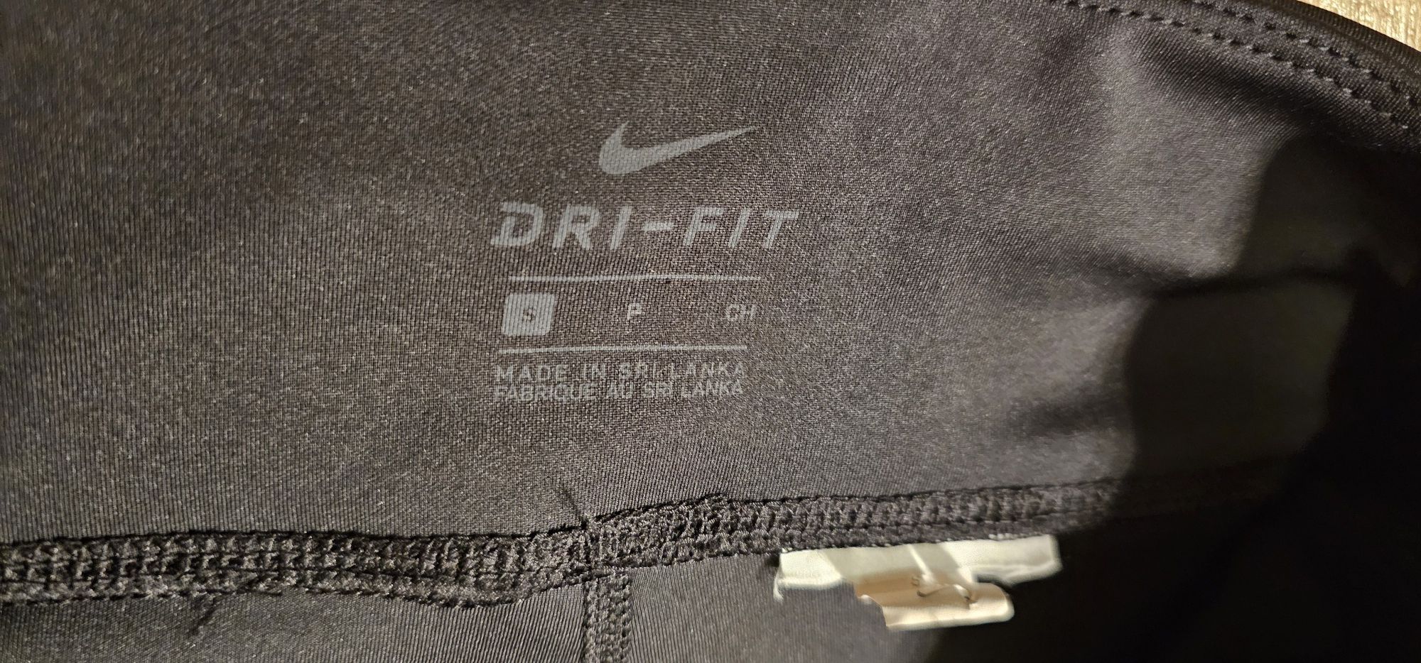 Spodenki rowerowe NIKE rozmiar S wymiary na zdjęciach