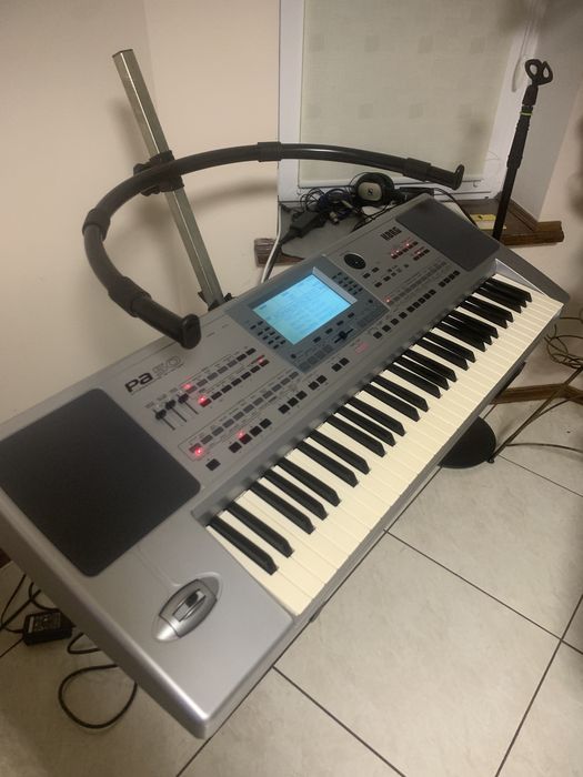 Korg pa  50в дуже хорошому стані!