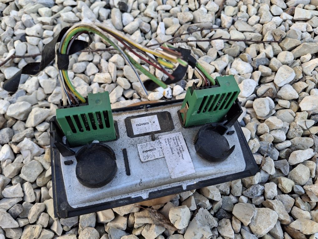 Panel Przyciski Grzanej Kanapy tył BMW E60 E61