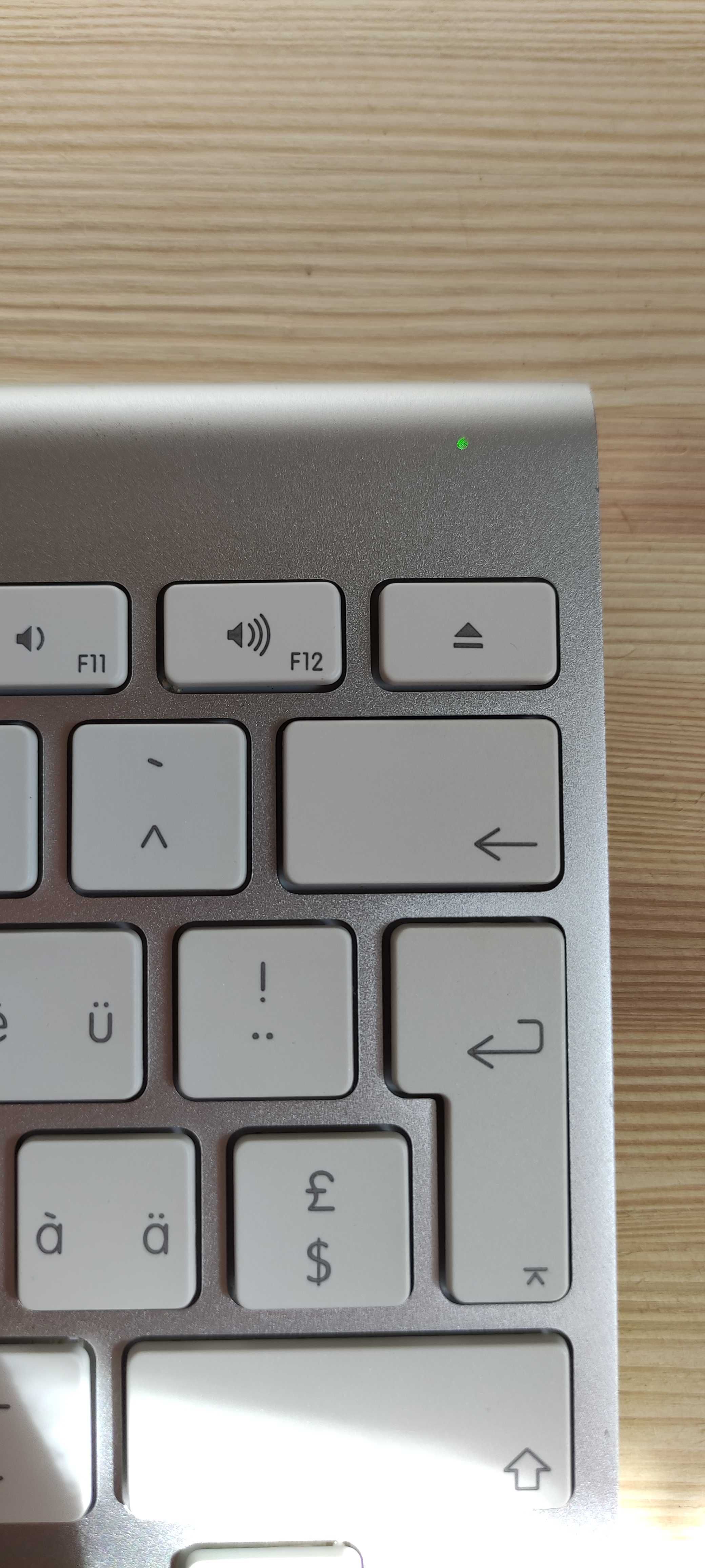 Беспроводная клавиатура Apple A 1314