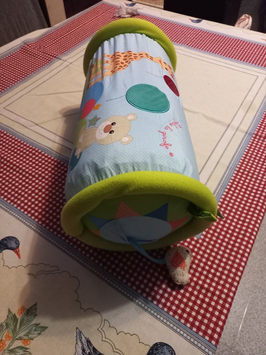 Rolo de actividades para bebés
