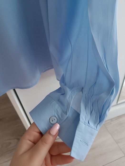 Piękna, błękitna koszula damska z wiązaniem baby blue - rozmiar M/L