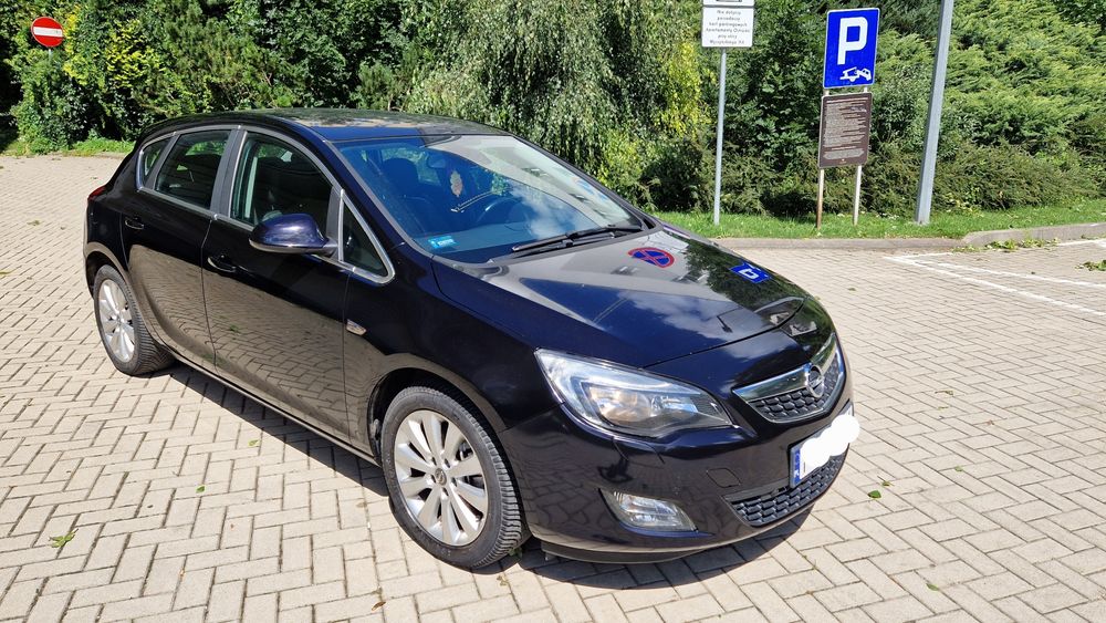 Wynajem  Wypożyczalnia  Samochodów Aut