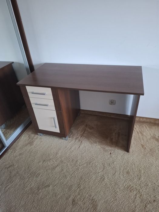 Biurko jak nowe. Fajne