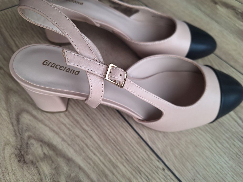 Buty 40 na niskim obcasie