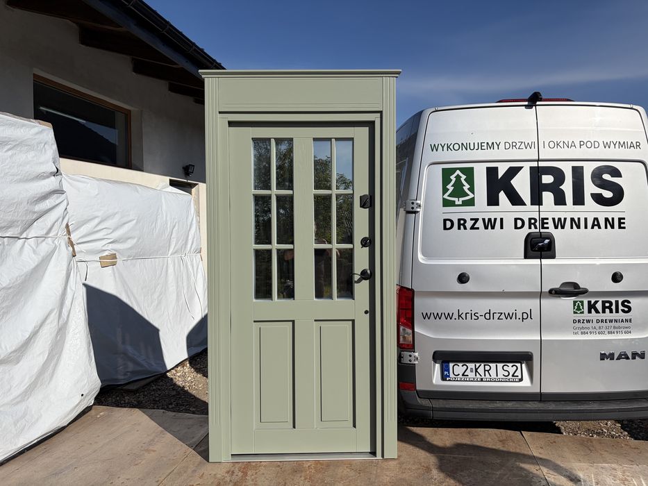 Drzwi zewnętrzne drewniane OD RĘKI Klamka schlage czyste powietrze
