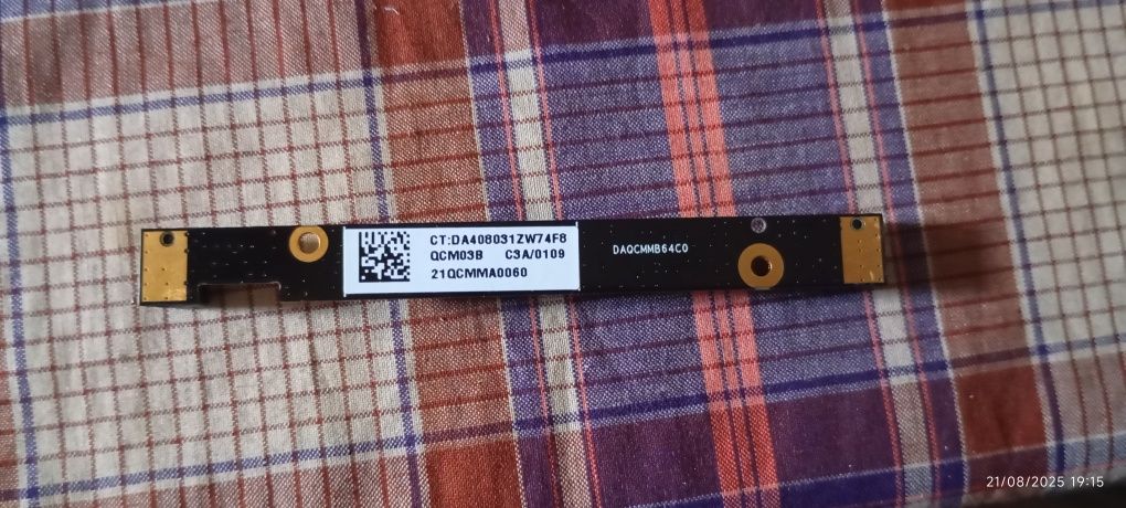 Webcam + Microfone HP Pavilion DV5

Usada, para peças
